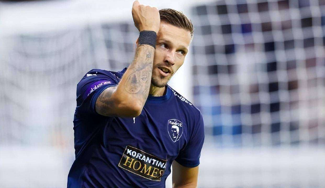 树挪死人挪活！昔日国安水货18球5助攻迎大爆发，即将出战欧冠正赛